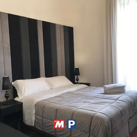 Motta Palace Apartments & Rooms Motta SantʼAnastasia Zewnętrze zdjęcie